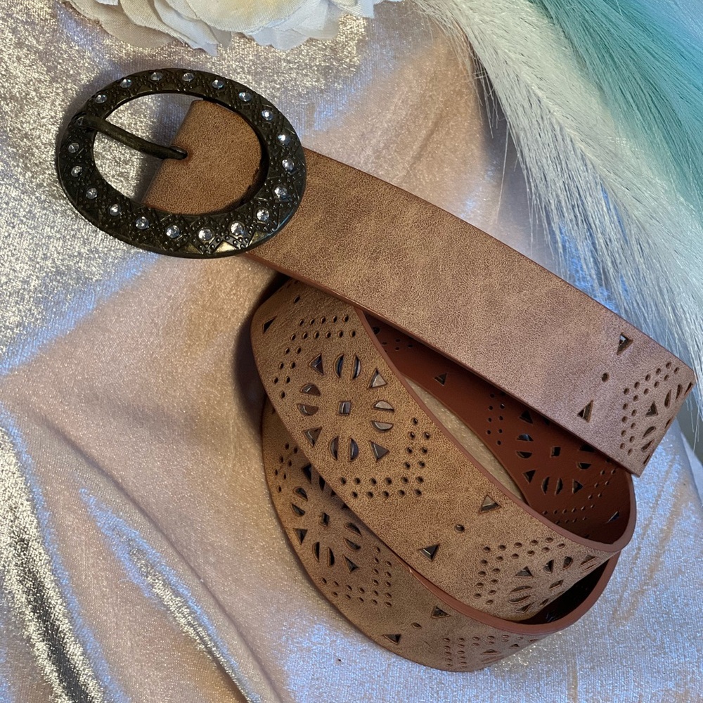Chic Tan Perforated Belt with Rhinestones on Buckle - Picture 7 of 16